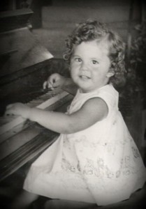 Jenn - young pianist